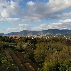In Campagna , La Spezia Italia