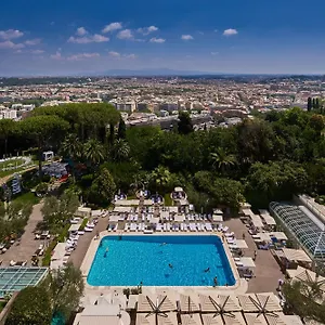 Feriested Cavalieri, A Waldorf Astoria