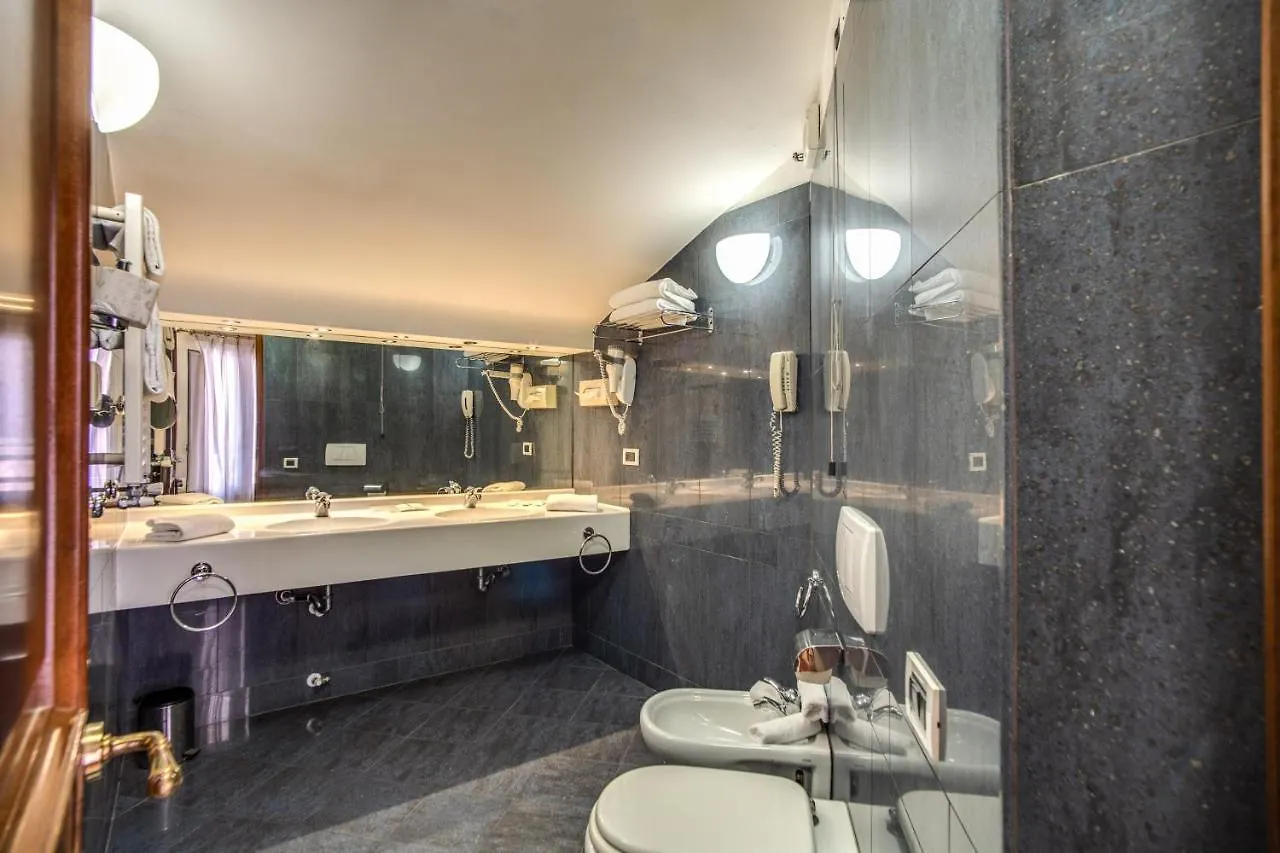 Hotel Della Torre Argentina Rome