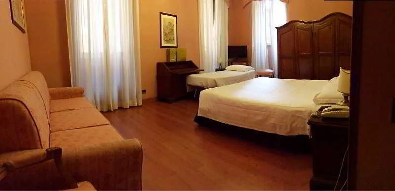 Hotel Della Torre Argentina Rom