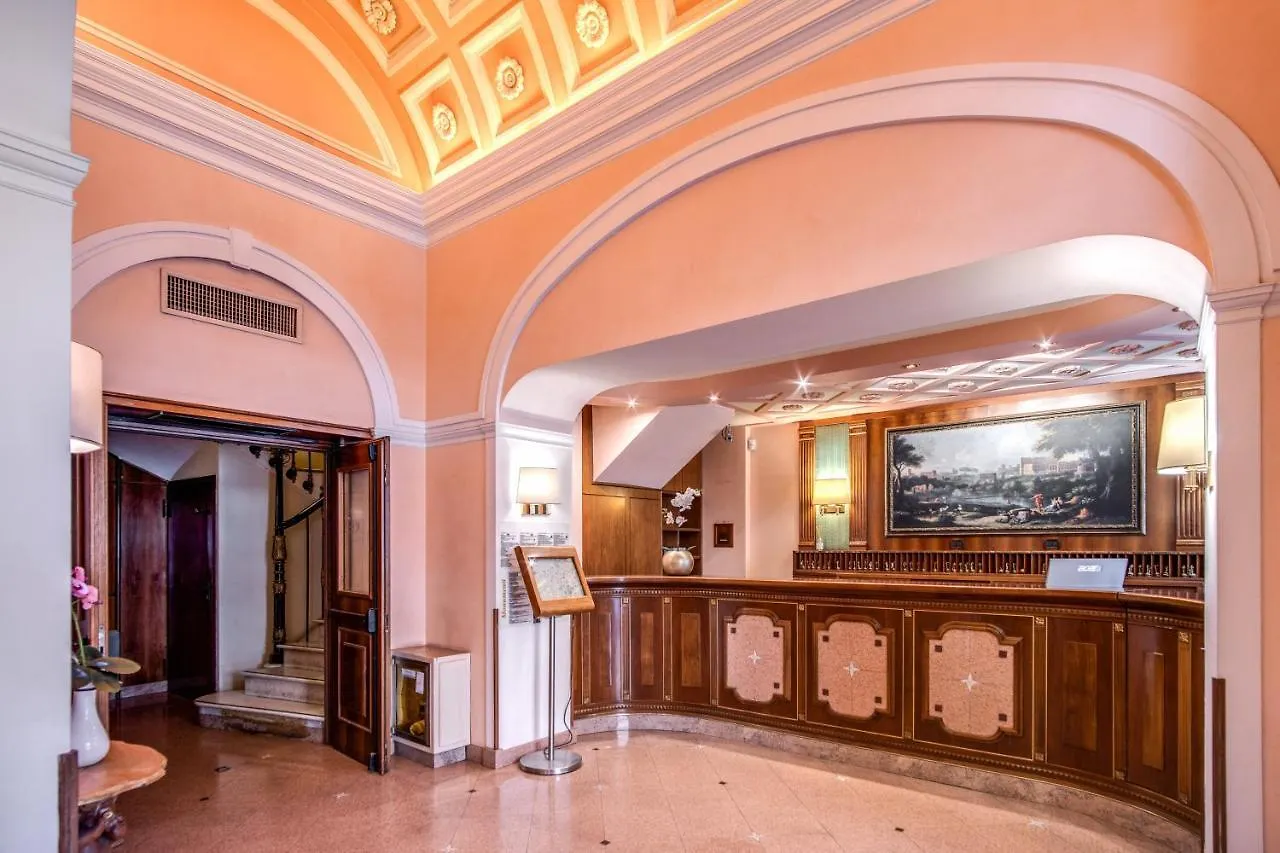 ***  Hotel Della Torre Argentina Rome Italie