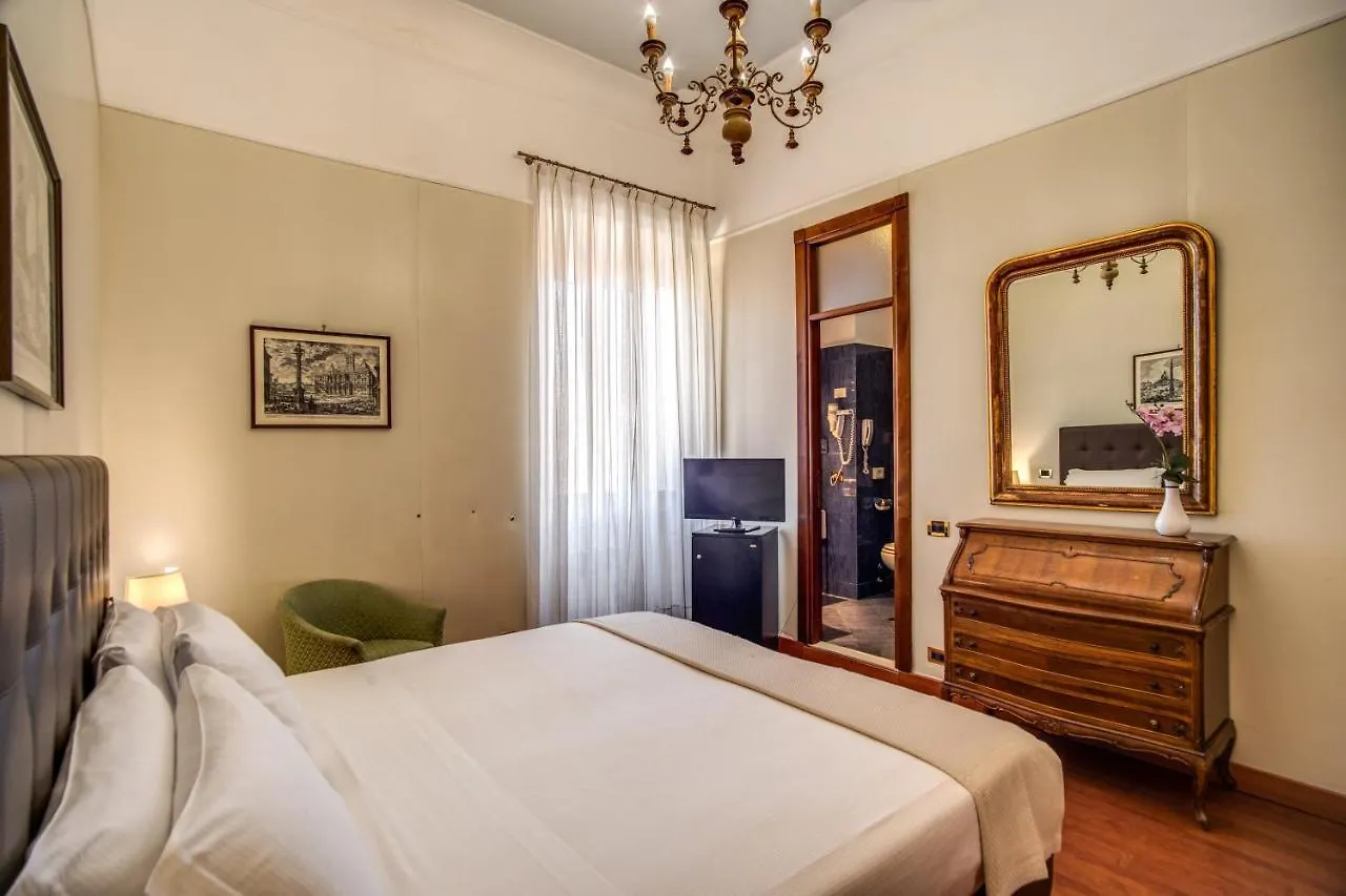 Hotel Della Torre Argentina Rome 3*,